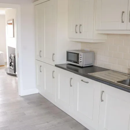 C64 Cahermore Village * Инишкрон