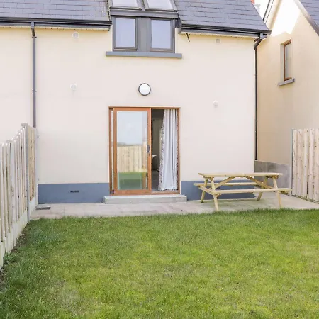 C64 Cahermore Village